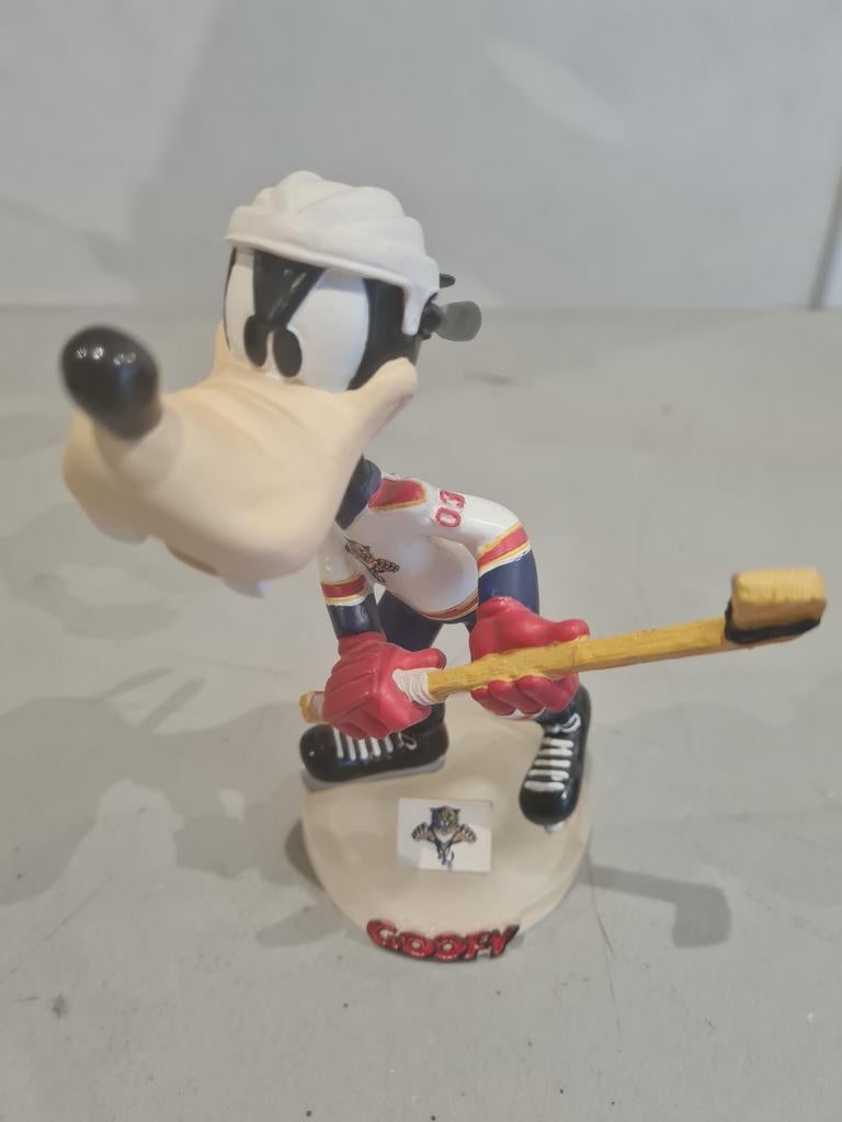 Goofy ijshockey beeldje - Disney verzamelobject, Verzamelen, Poppetjes en Figuurtjes, Ophalen of Verzenden, Gebruikt