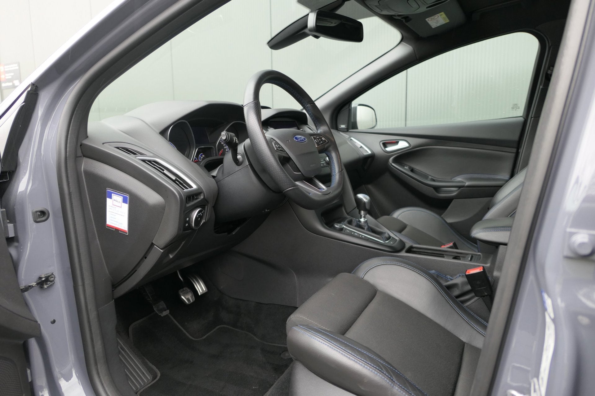 Ford Focus 2.3 RS Nardo Recaro Clima Sony Carplay, Auto's, Gebruikt, Leder en Stof, 2261 cc, Handgeschakeld