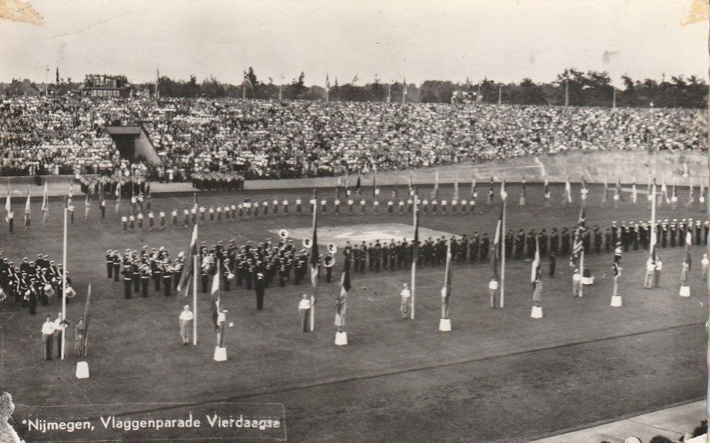 Nijmegen, Ophalen of Verzenden, 1940 tot 1960, Gelopen, Gelderland