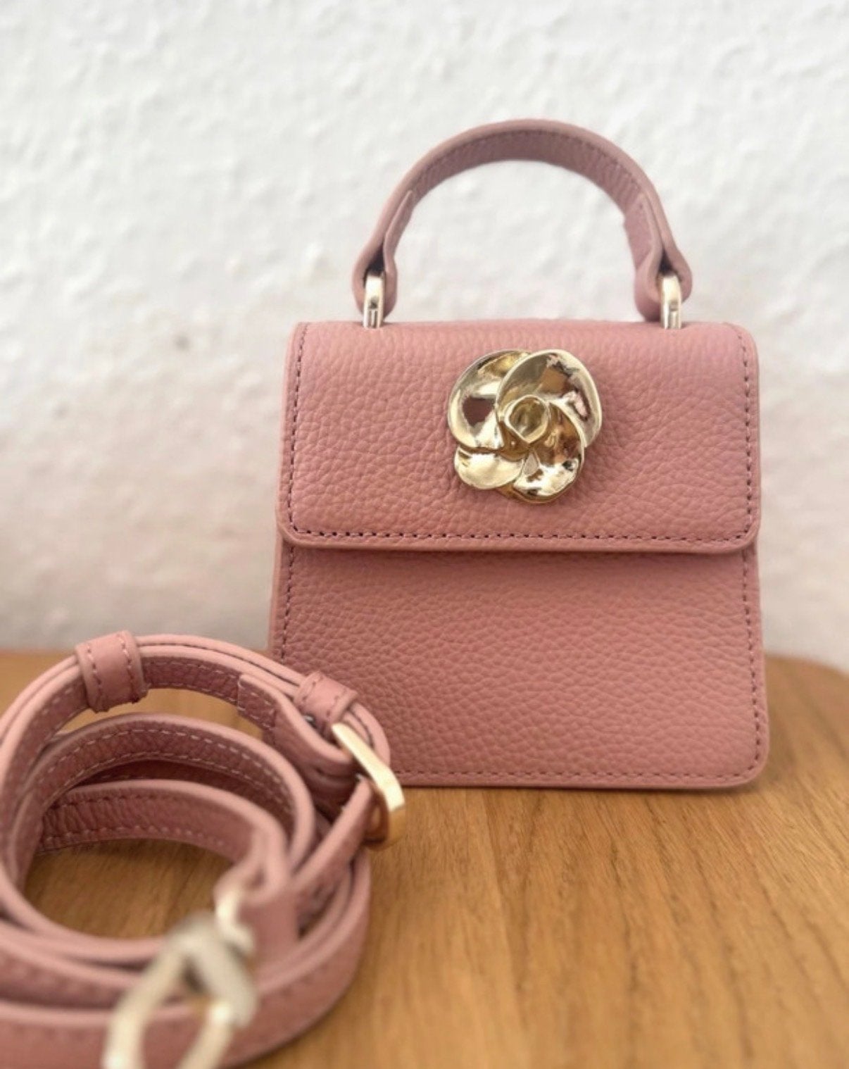 Roze handtasje met gouden bloem, Ophalen of Verzenden, Zo goed als nieuw, Roze, Handtas