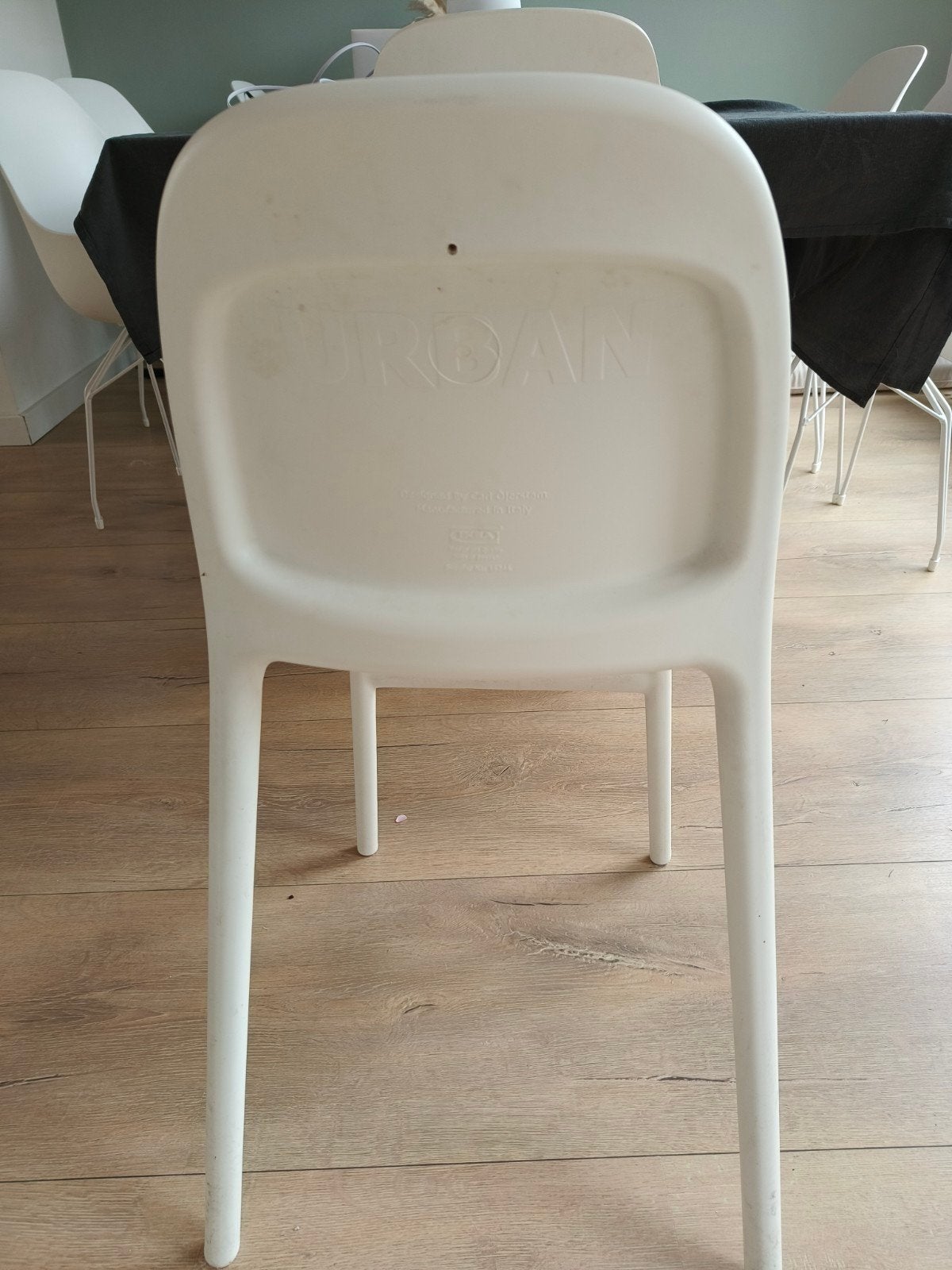 Ikea URBAN stoel - Wit, Huis en Inrichting, Ophalen, Kunststof, Gebruikt, Modern, Scandinavisch
