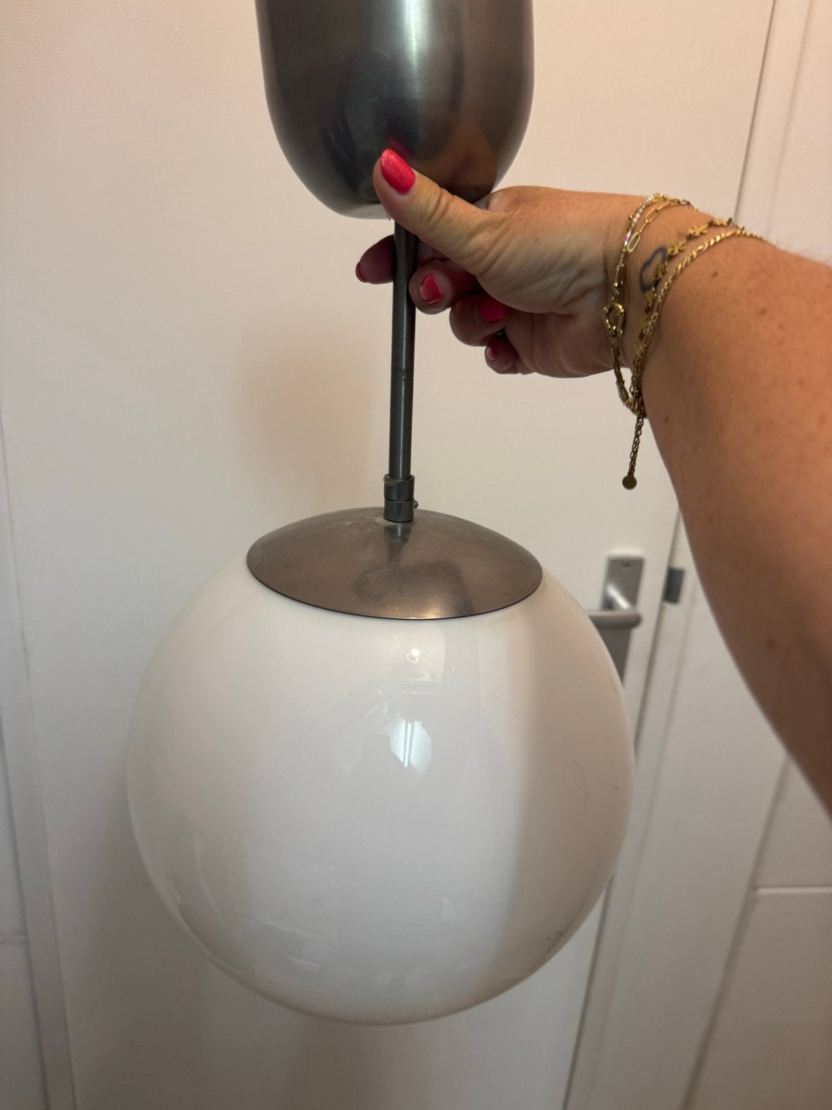 Ikea Vintage Bolvormige Hanglamp - Wit Glas en Metaal, Ophalen of Verzenden, Gebruikt, Glas, E27 (groot)
