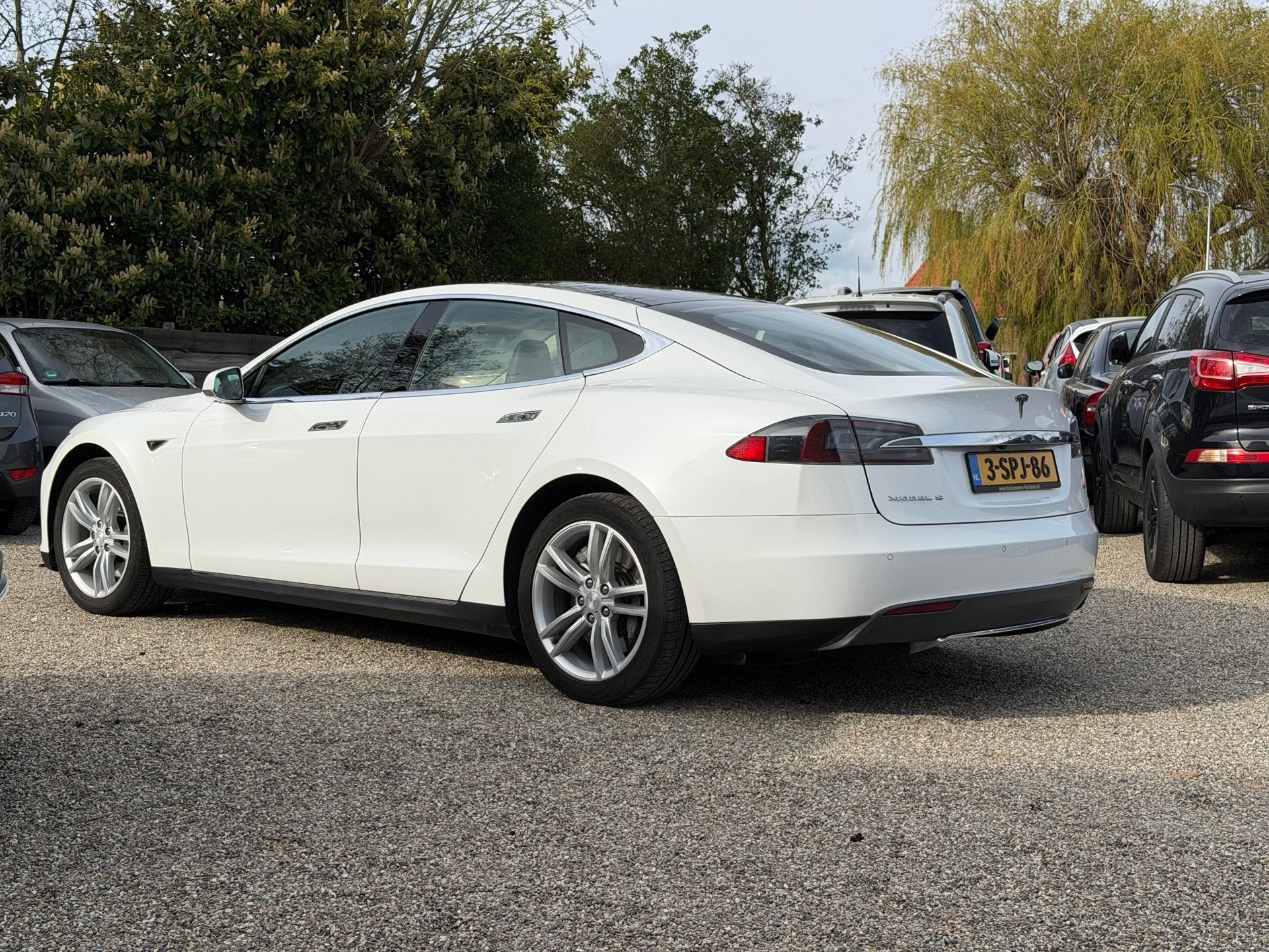 Tesla Model S 85 Base 1e Eig Nieuwe AccuPakket Free SuperCha, Auto's, Dealer onderhouden, Achterwielaandrijving, Gebruikt, 367 pk