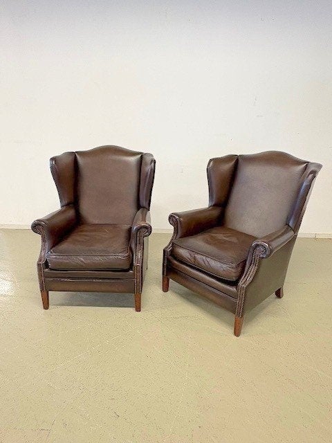 2x Engelse Oorfauteuil in rundleder, Ophalen, Engels / Klassiek / Oorfauteuil, 75 tot 100 cm, Leer