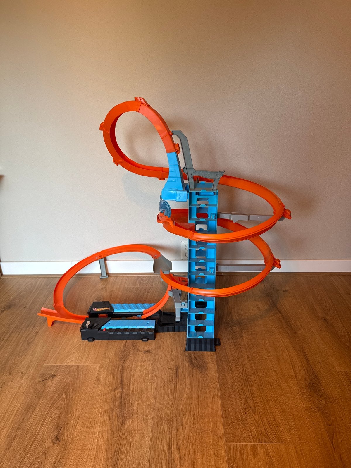 Hot Wheels Racebaan met Looping en Toren, Ophalen, Hot Wheels, Met looping, Elektrisch