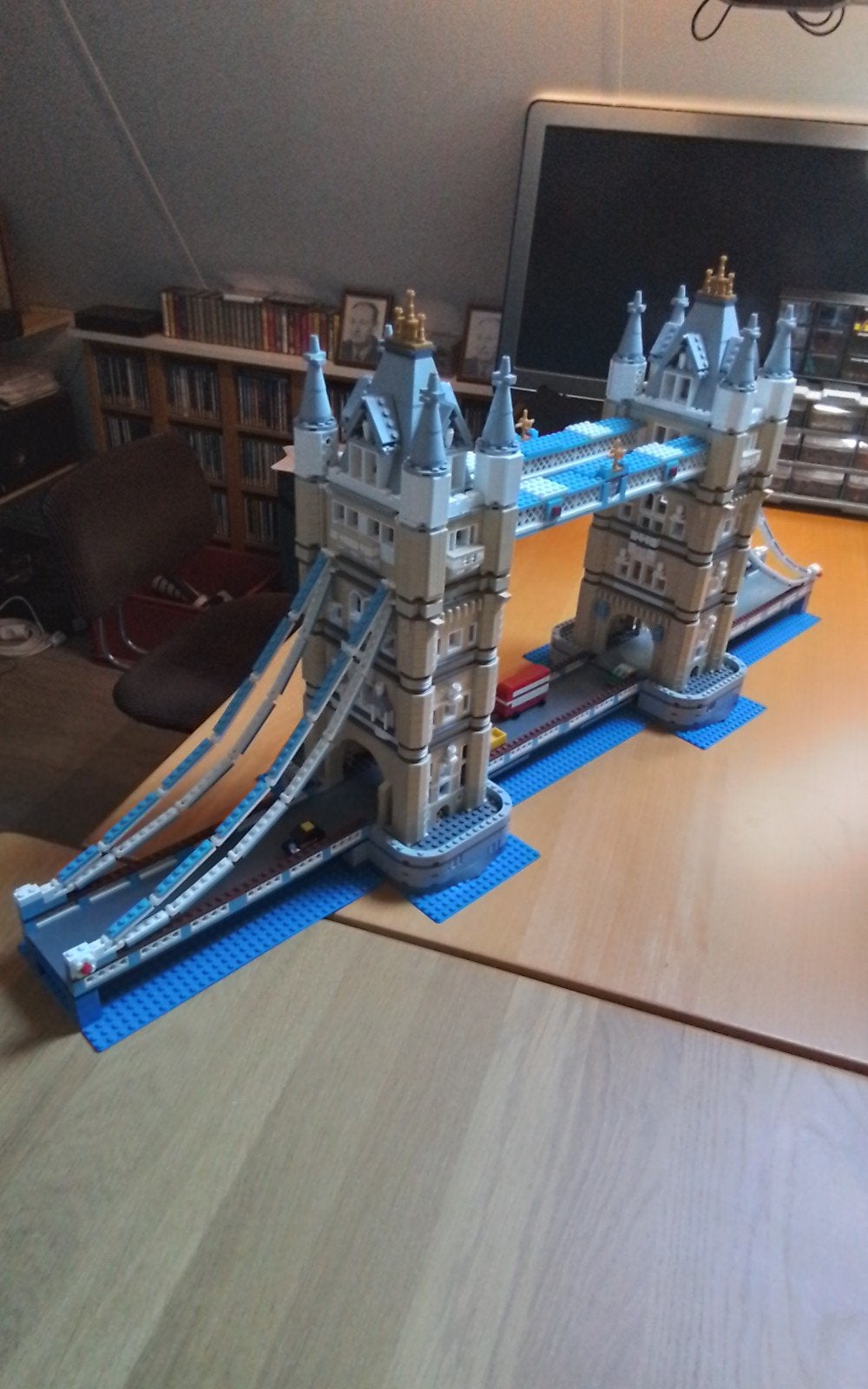 Lego Tower bridge originele set 10214, Ophalen of Verzenden, Zo goed als nieuw