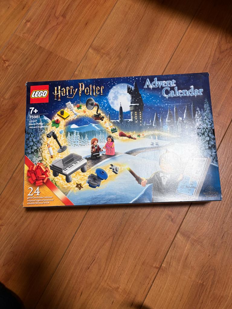 LEGO Harry Potter Advent Kalender 75981 - Nieuw en Geseald, Lego, Ophalen of Verzenden, Complete set, Ongeopend/sealed