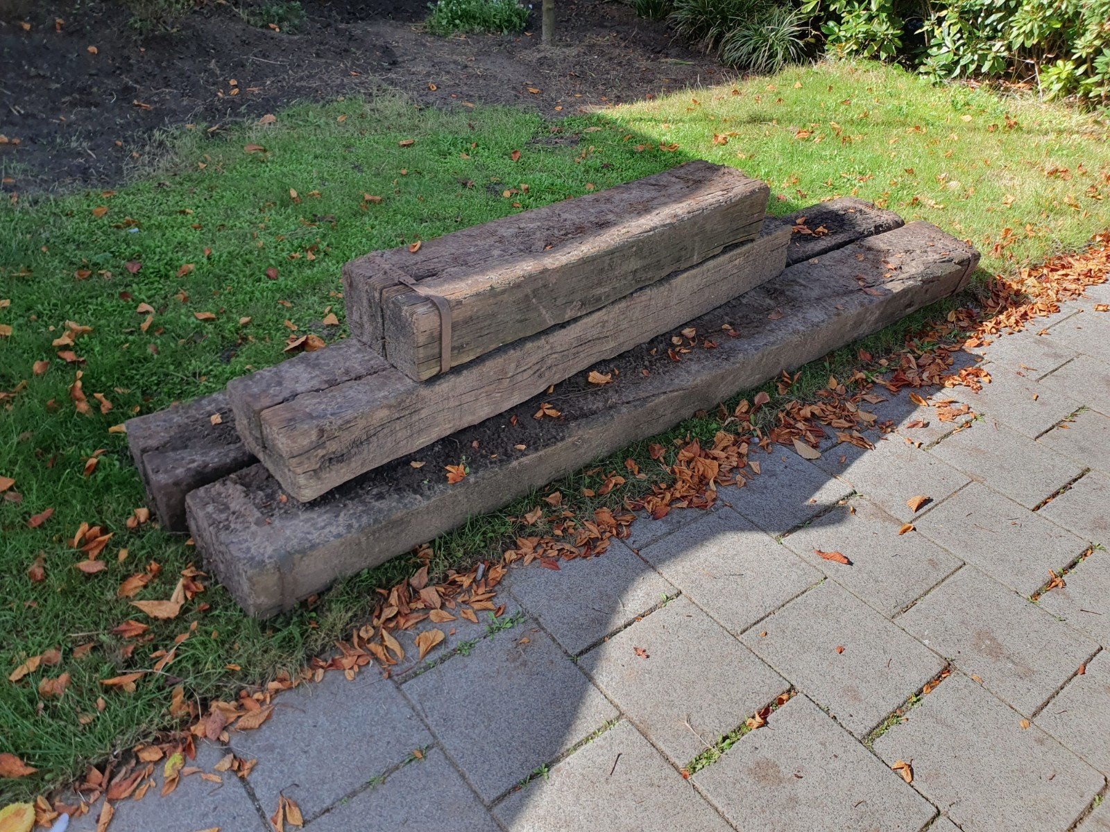4 bielzen gratis ophalen, Doe-het-zelf en Verbouw, Ophalen, Overige houtsoorten, Balk