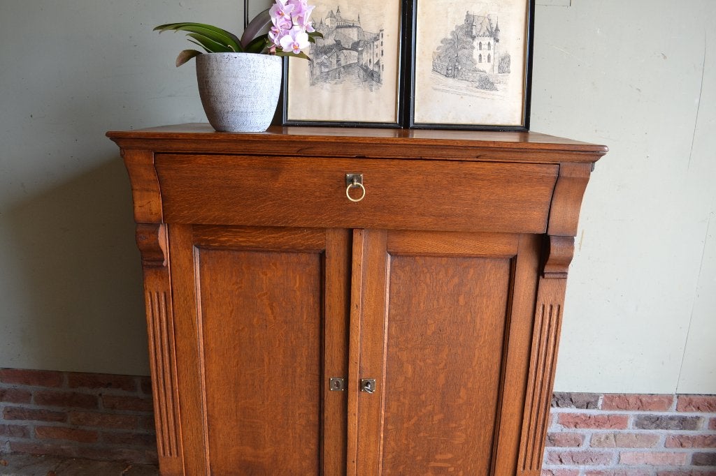 Prachtig antiek eiken houten dressoir, meidenkast., Verzenden