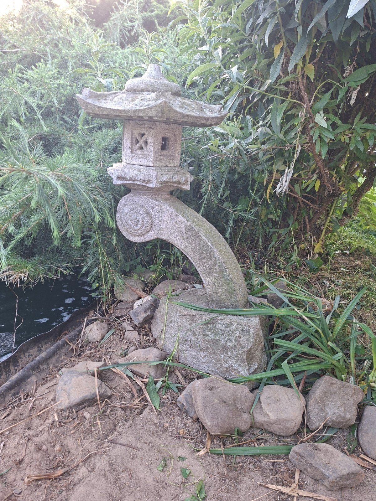 2 Prachtige Japanse stenen lantaarns voor tuin of vijver, Ophalen, Gebruikt, Steen, Abstract beeld