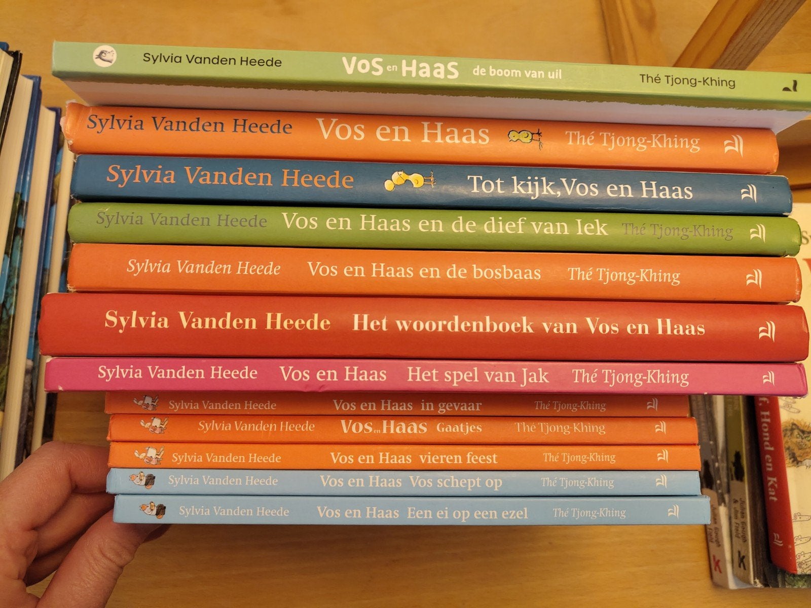 12 boeken van Vos en Haas - Silvia van den Heeden, Ophalen of Verzenden, Zo goed als nieuw, Fictie algemeen