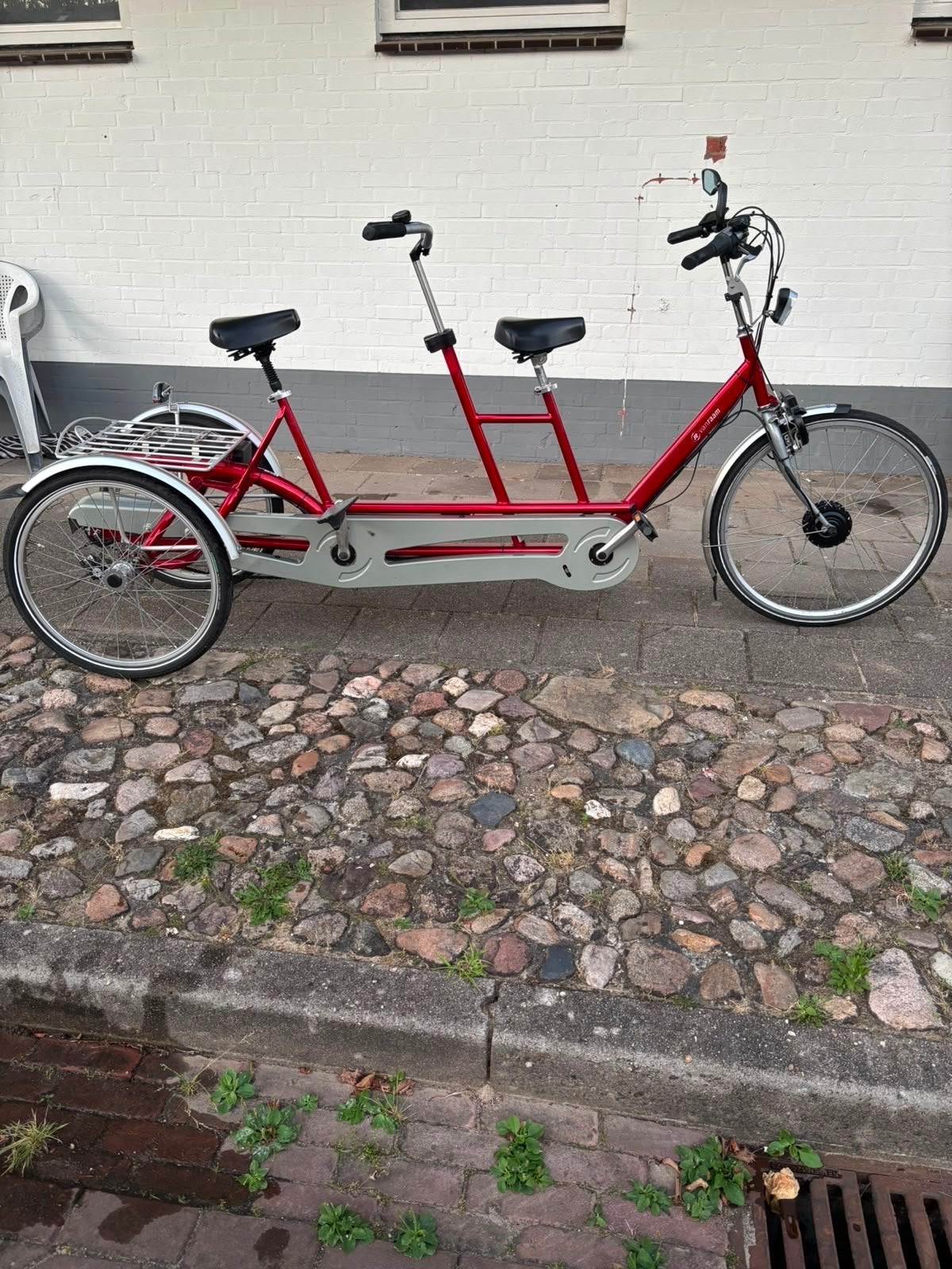 Elektrische tandem driewieler, Ophalen, Zo goed als nieuw, Velgrem
