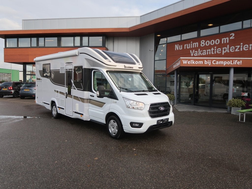 Benimar Cocoon 496 5mnd oud, 5 gordels, Caravans en Kamperen, Automaat, Diesel, L-zit, Cassettetoilet