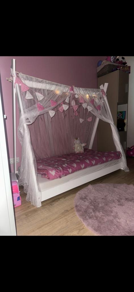 Peuterbed inclusief lattenbodem en matras, Kinderen en Baby's, Kinderkamer | Bedden, 70 tot 85 cm, Zo goed als nieuw, Lattenbodem