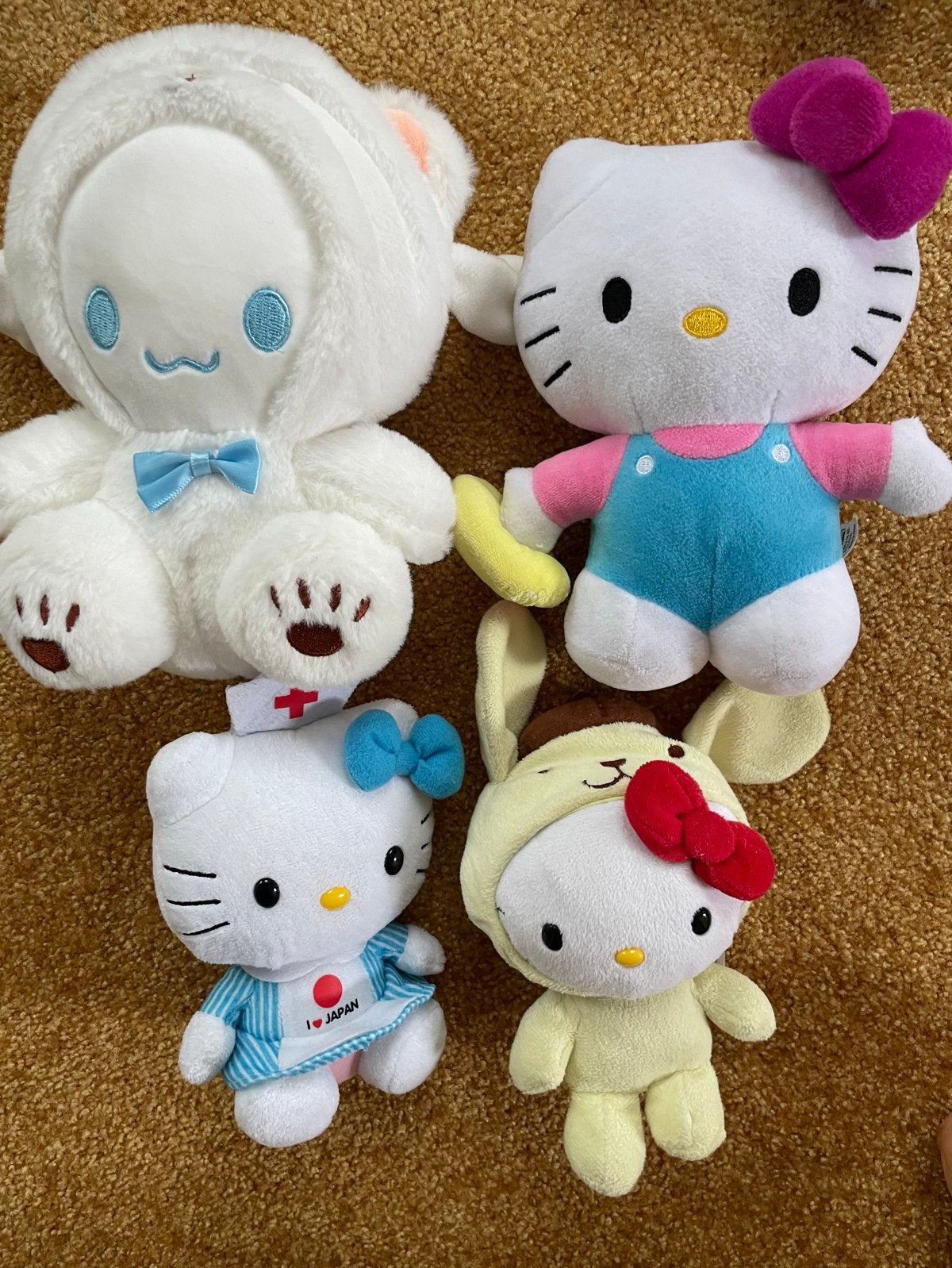 Hello Kitty en Cinnamoroll knuffels - Diverse uitvoeringen, Gebruikt, Overige merken, Overige typen, Ophalen of Verzenden