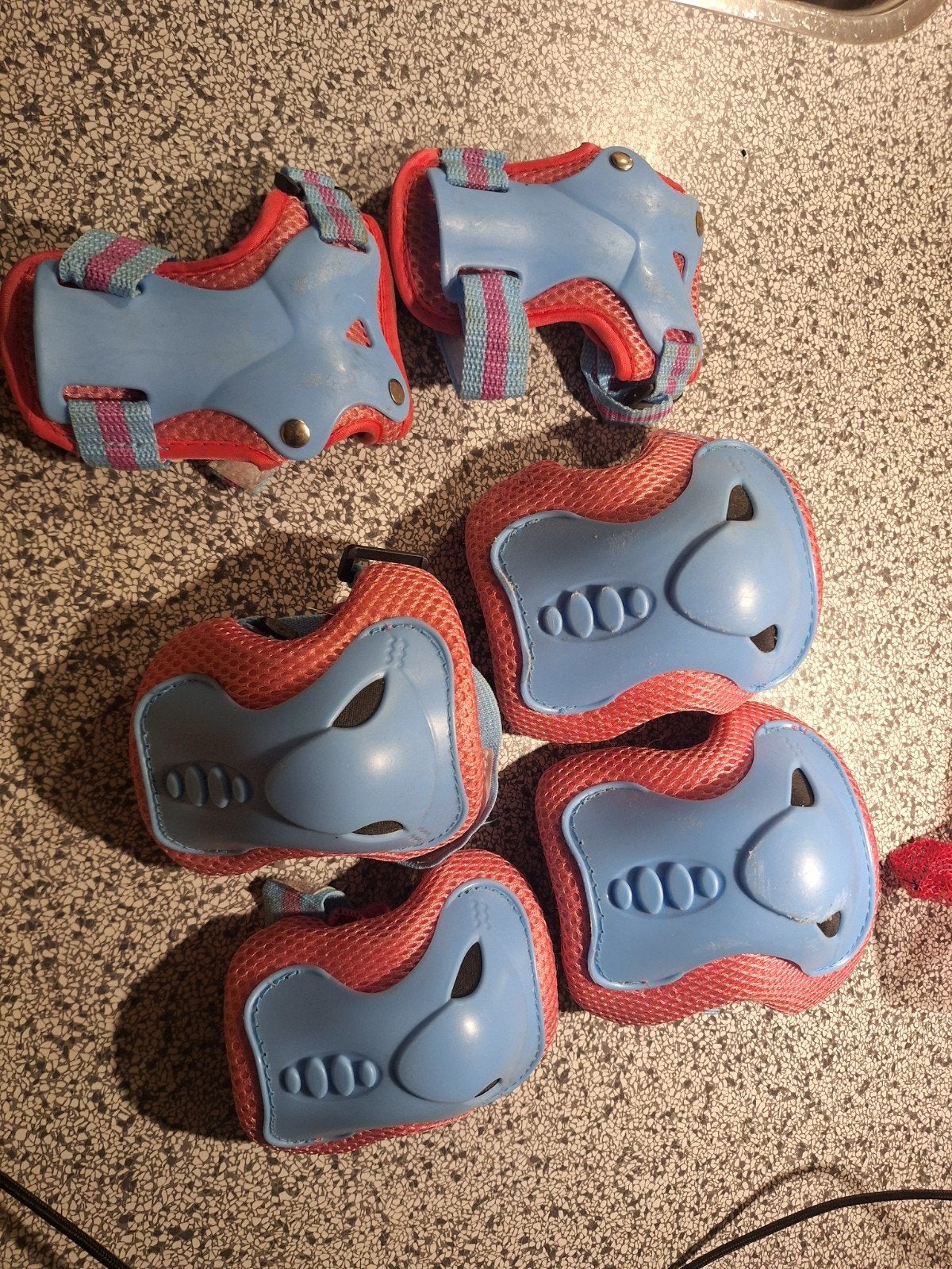 Beschermset voor kinderen, Ophalen, Gebruikt