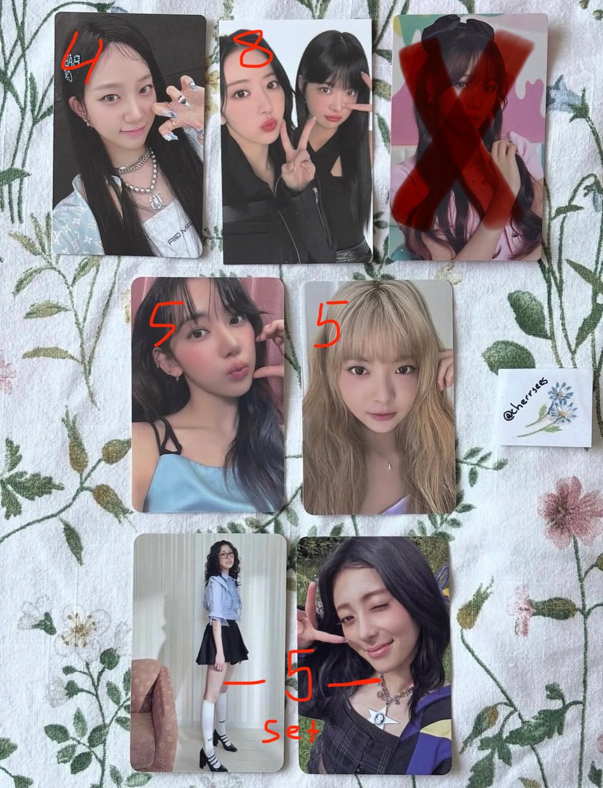 le sserafim photocard pc yunjin sakura eunchae kazuha kpop, Ophalen of Verzenden, Zo goed als nieuw, Foto of Kaart