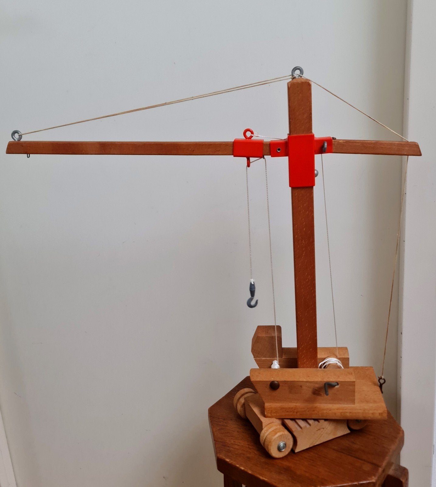 Firma Sliedrecht uit Waddinxveen hijskraan hout vintage, Antiek en Kunst, Ophalen