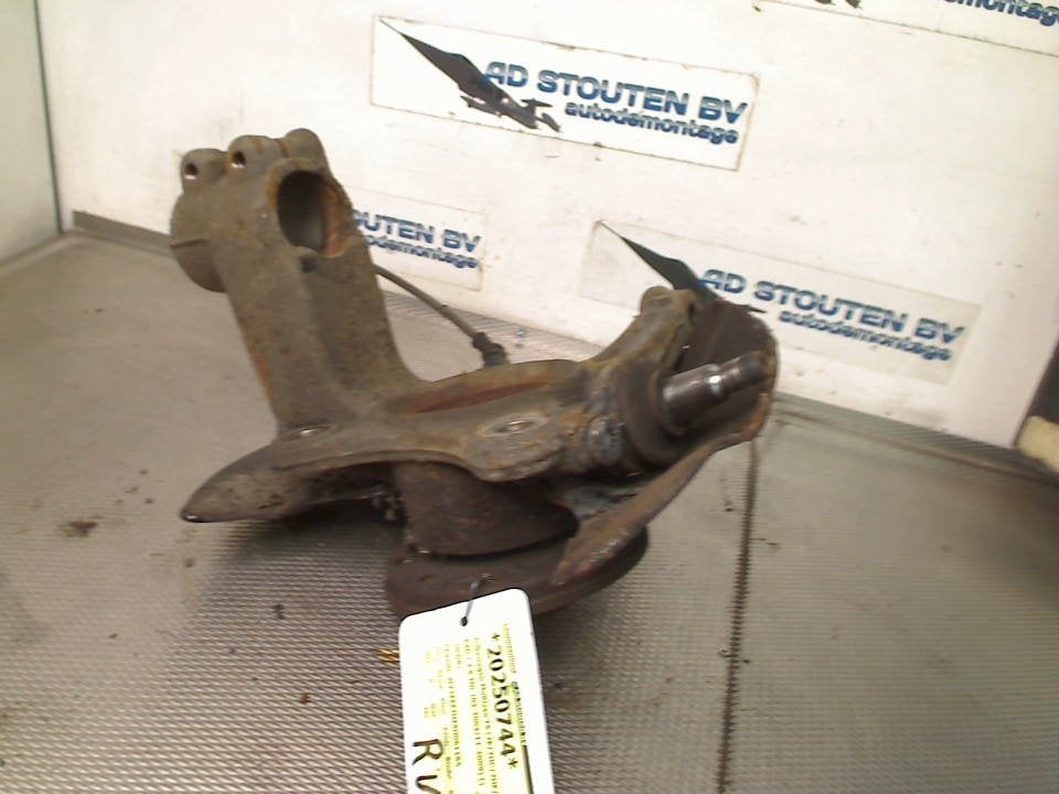 Fusee Rechts Voor Volkswagen Transporter T5 2005, Gebruikt, Volkswagen, Volkswagen AG, Kundenbetreuung@volkswagen.de