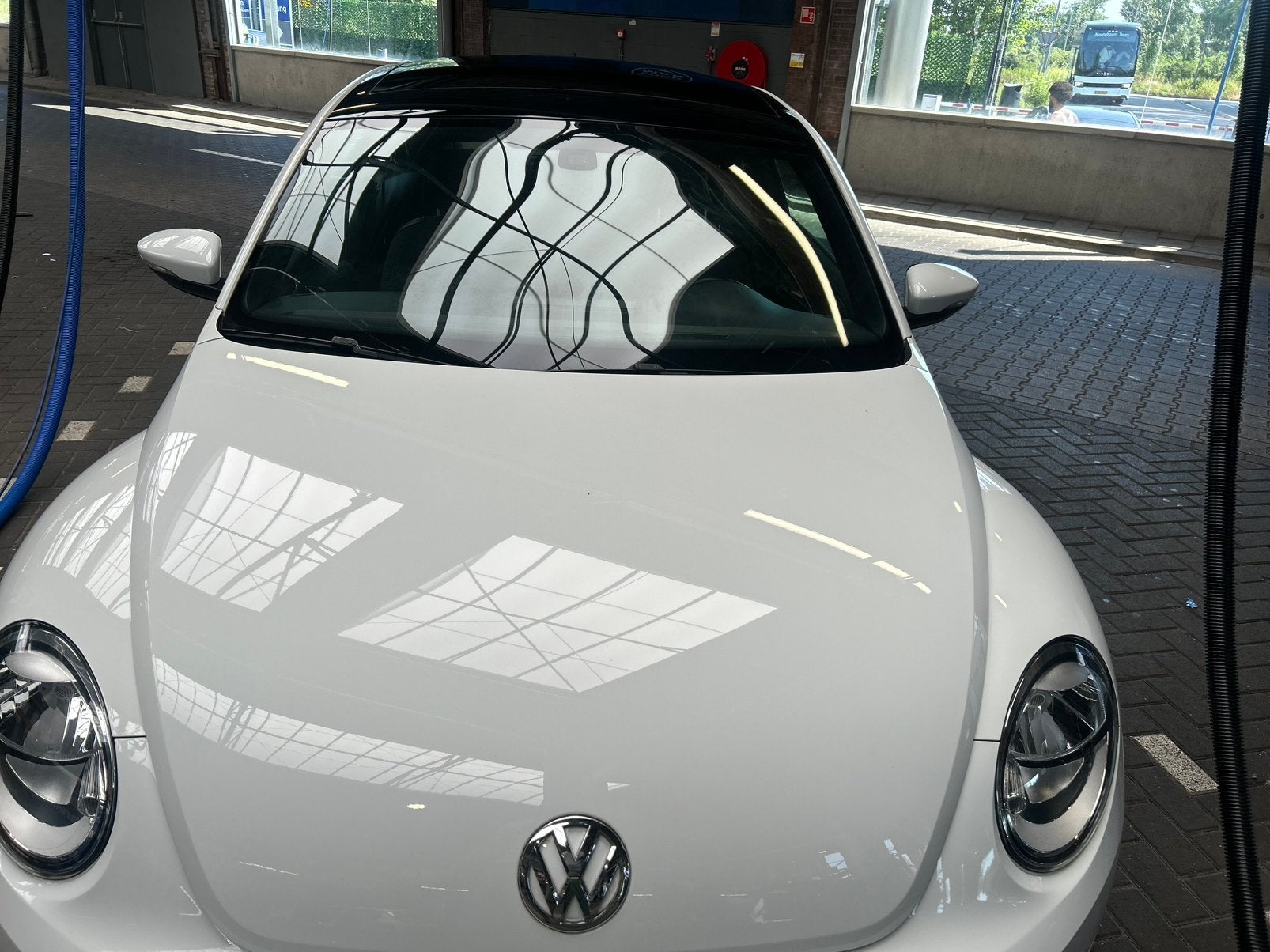 Volkswagen Beetle (Kever) 1.2 TSI 77KW BMT 2014 Wit, Auto's, Voorwielaandrijving, Beetle (Kever), 4 cilinders, 4 stoelen
