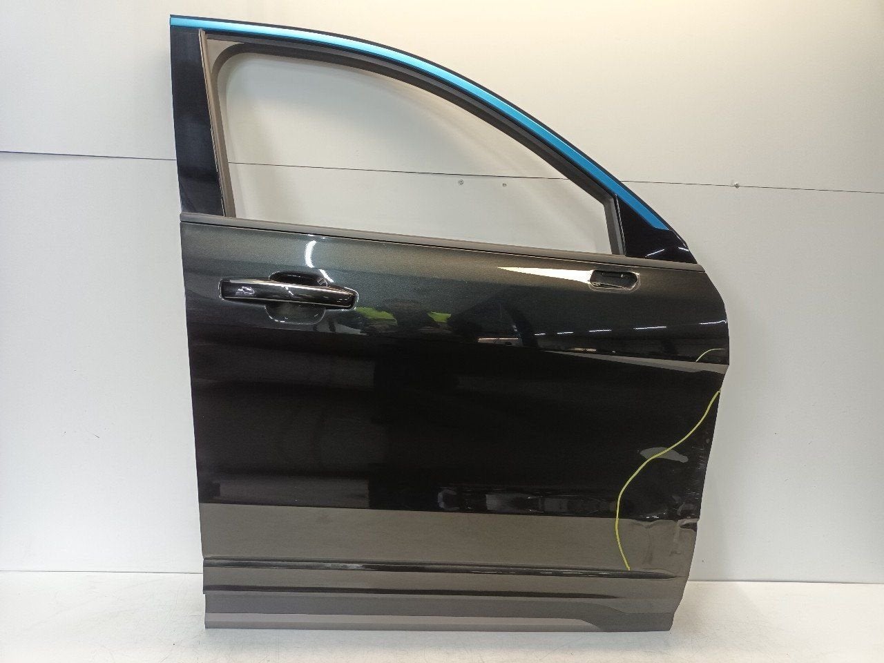 Portier rechts voor Lynk & Co 01, Onderdelen@venauto.nl, Van der Ven Autorecycling B.V., Gebruikt, Ettenseweg 76, 4706 PB Roosendaal, The Netherlands