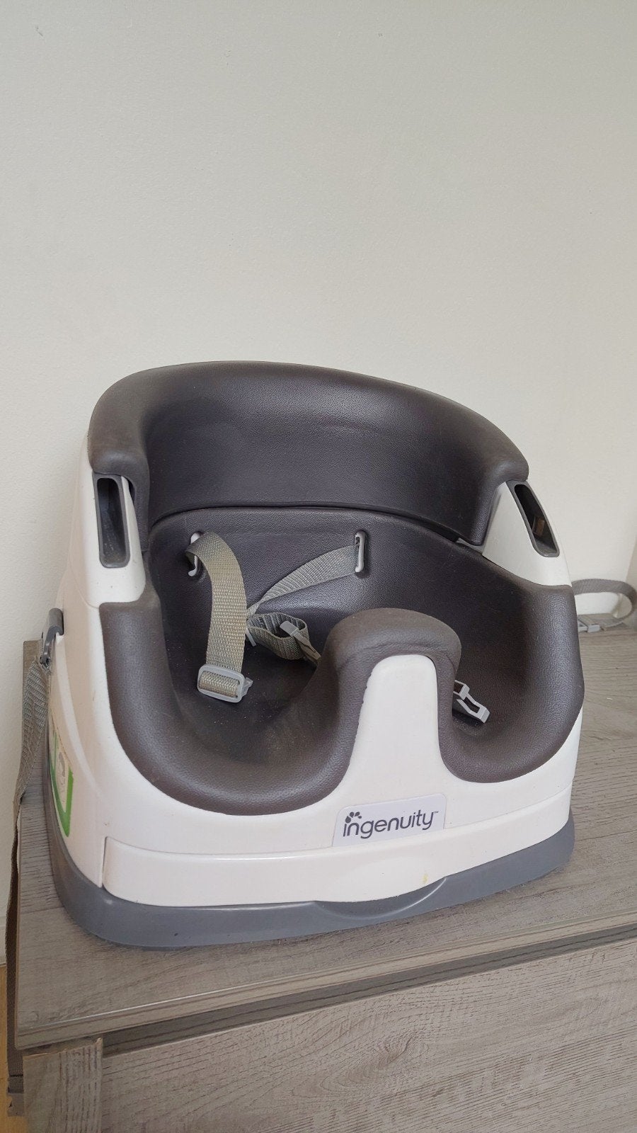 Ingenuity Baby Base 2-in-1 Zitje met Eetblad, Ophalen, Gebruikt, Overige typen, Afneembaar eetblad