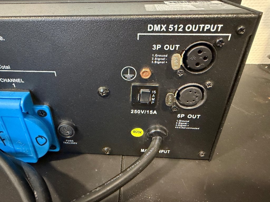 Foto 5 van JB systems LM 440 lichtmodulator 2 stuks