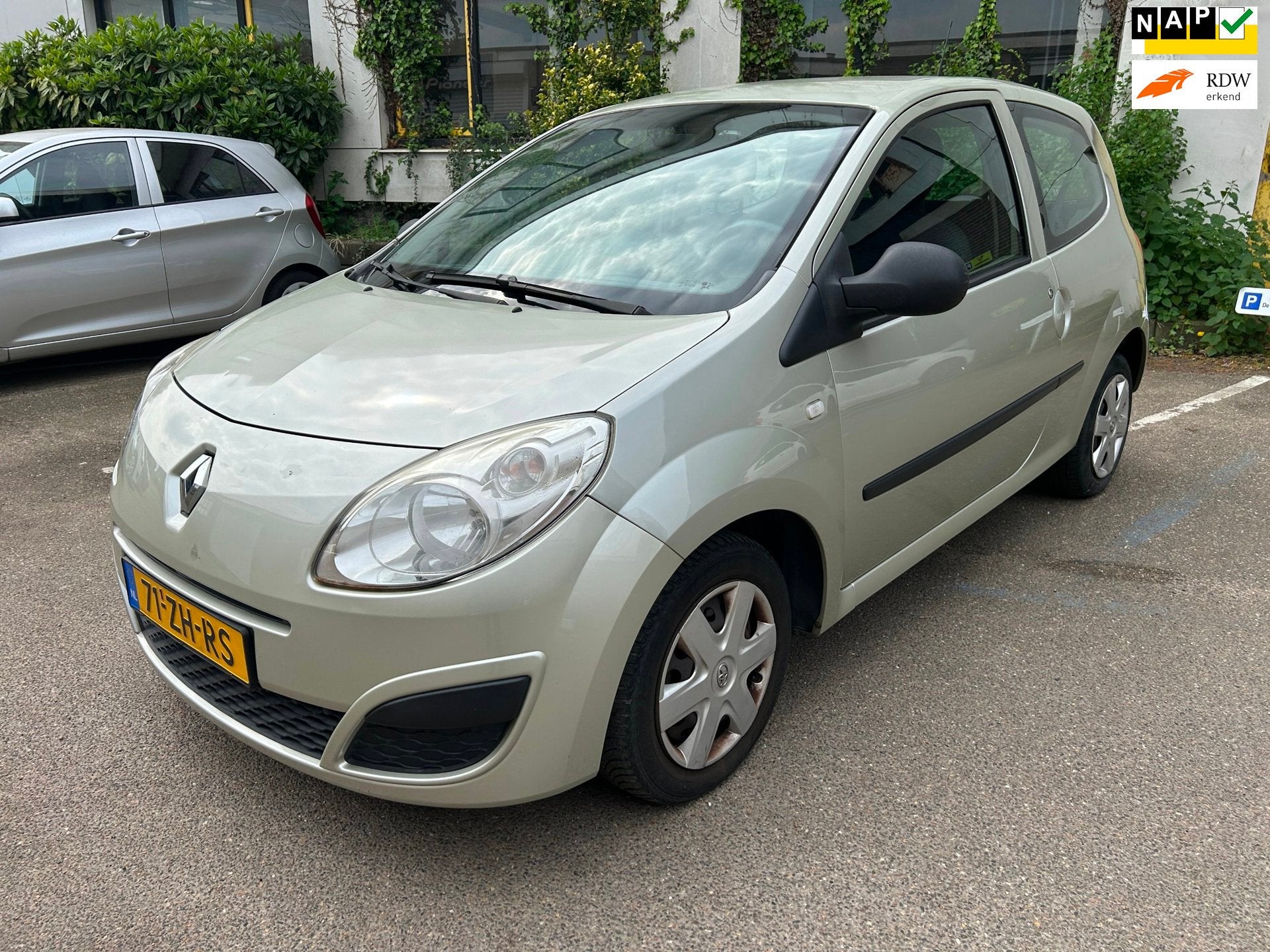 Renault Twingo 1.2 Authentique / Airco, Auto's, Voorwielaandrijving, Twingo, Gebruikt, 31 €/maand