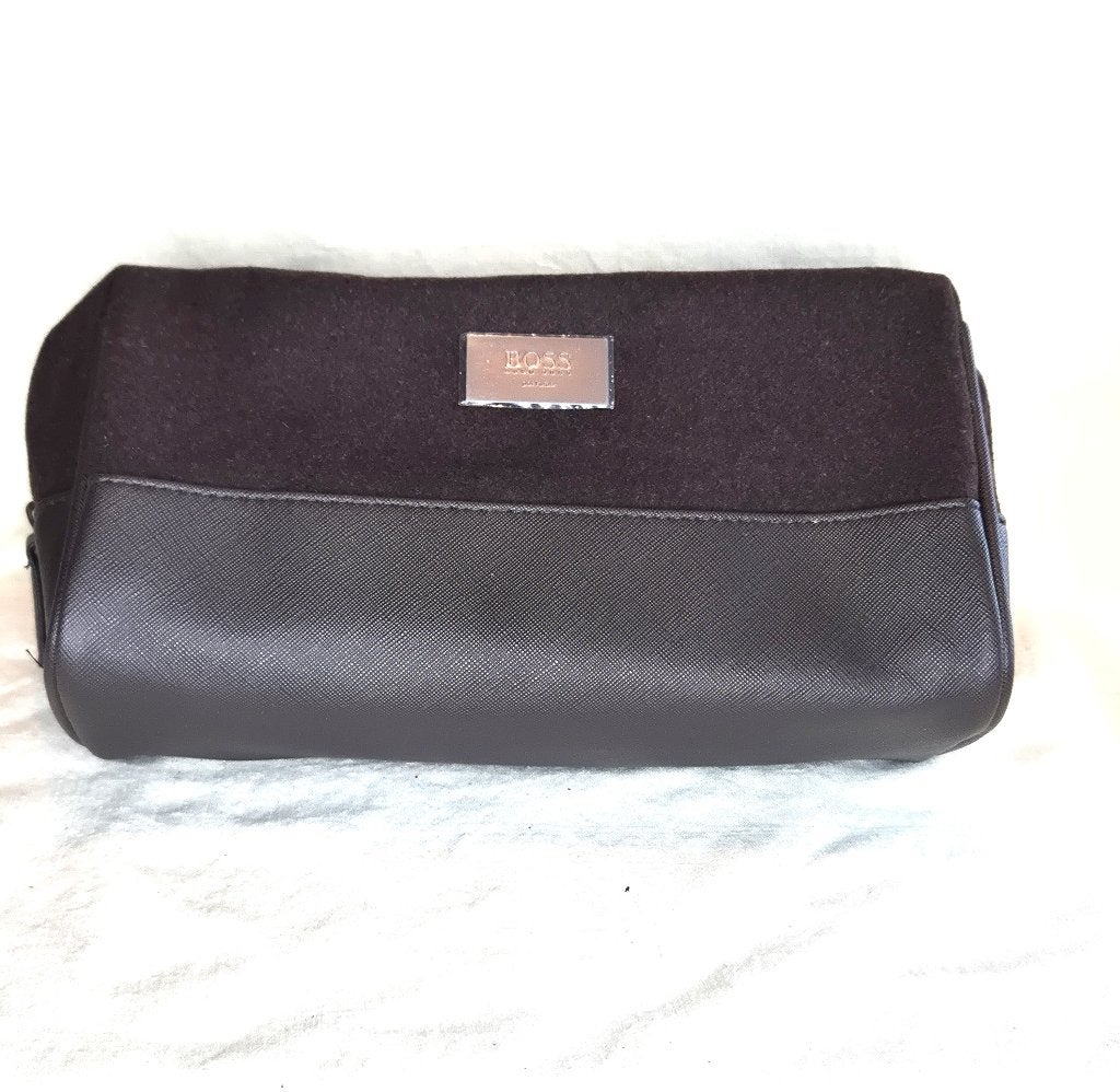 Hugo Boss Toilet Tas, Sieraden, Tassen en Uiterlijk, Ophalen of Verzenden, Nieuw, Bruin, Heer