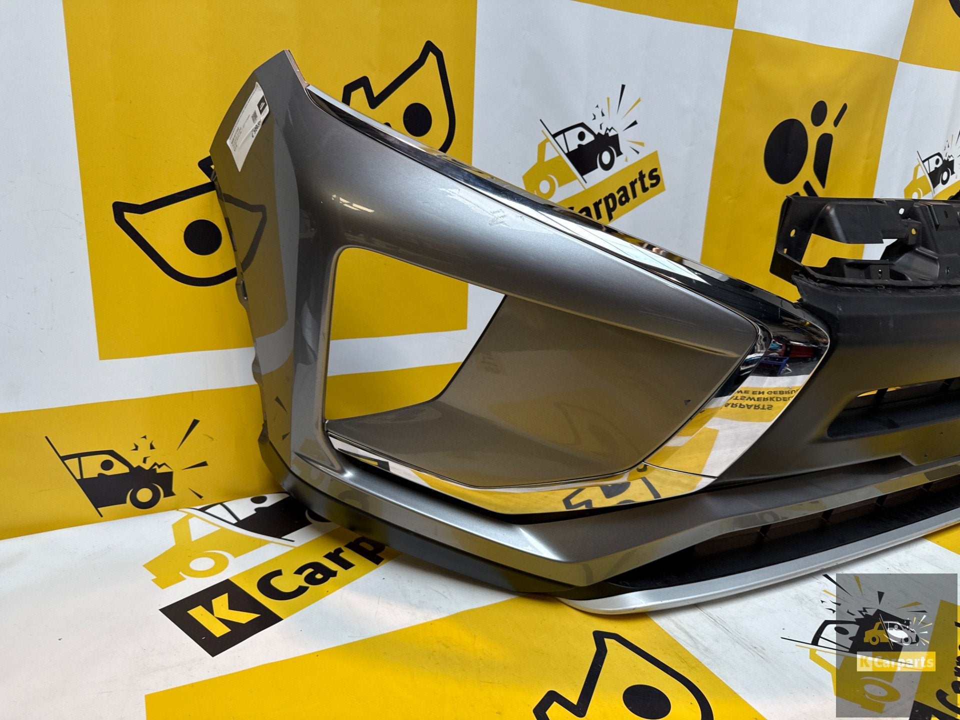 Voorbumper Mitsubishi Eclipse Cross bumper 6400-H717ZZ, Auto-onderdelen, Info@fabrikant.eu, Ophalen of Verzenden, Fabrikant BV