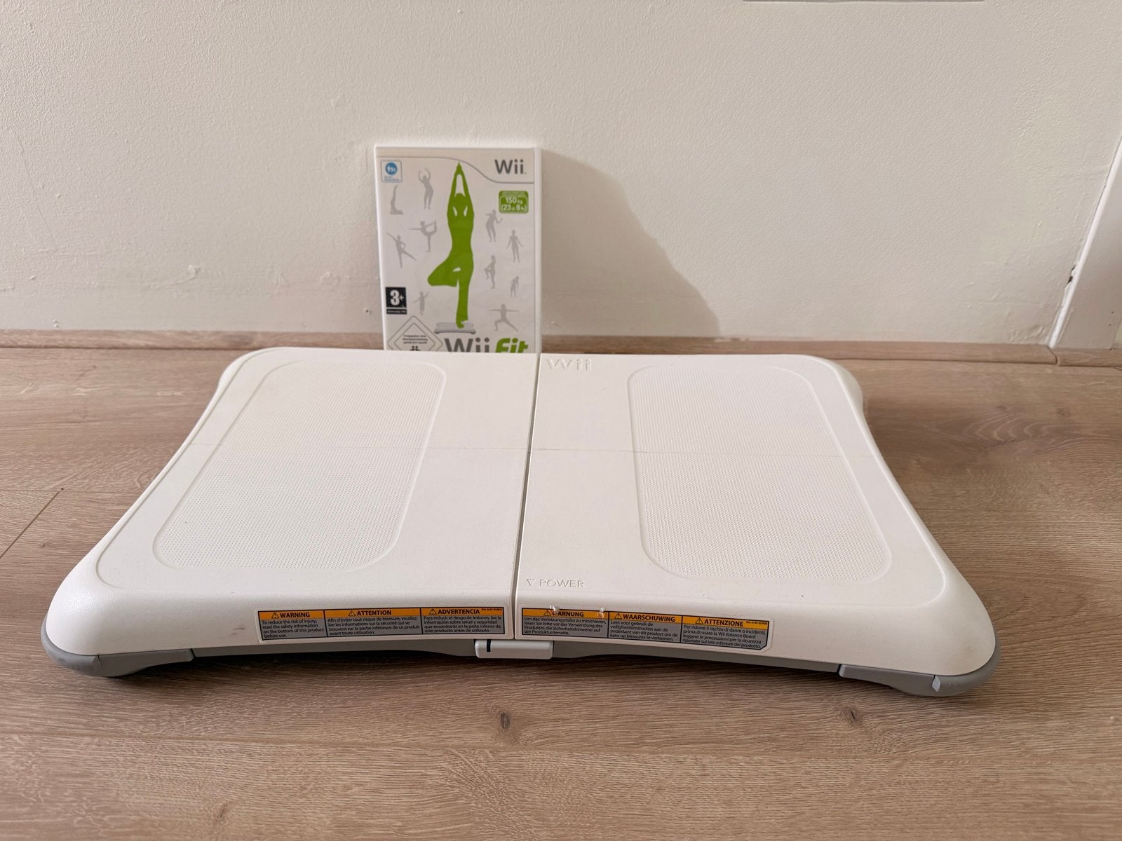 Wii Balance Board inclusief Wii Fit game, Gebruikt, 1 speler, Ophalen of Verzenden, Vanaf 3 jaar