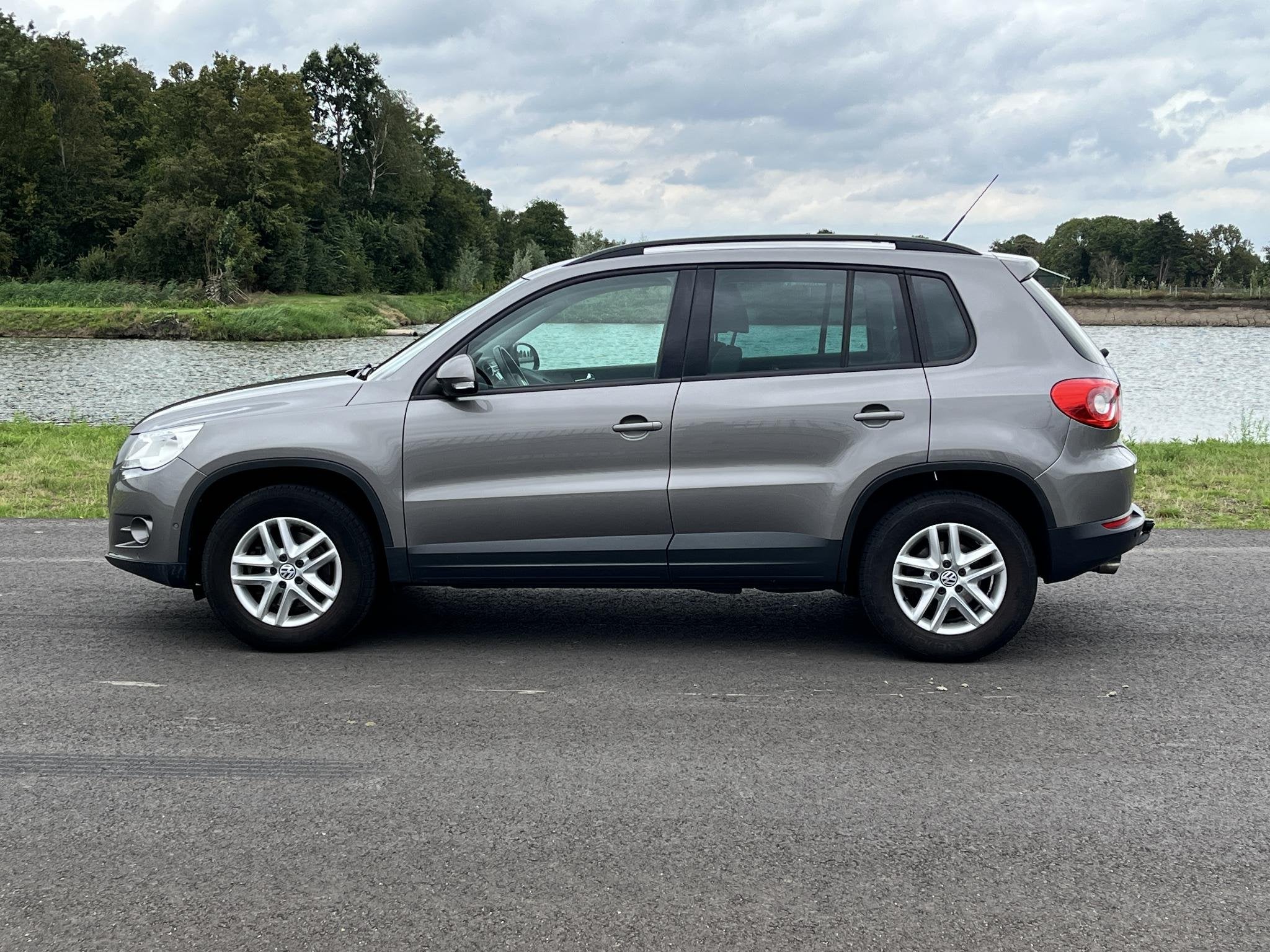 Volkswagen Tiguan 2.0 TSI Comfort&Design 4Motion Clima, crui, Stof, Gebruikt, 4 cilinders, 1984 cc