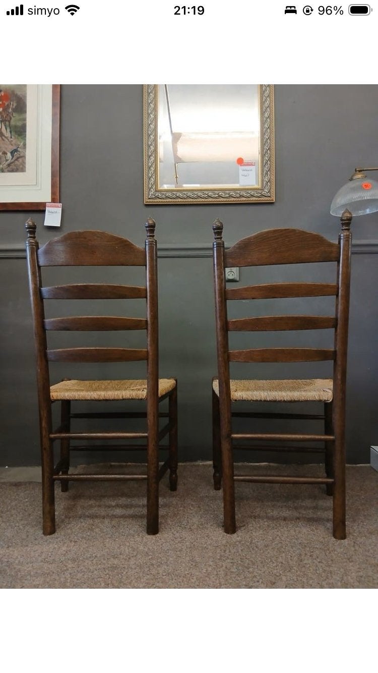 2 Eikenhouten Eettafelstoelen met Biezen Zitting, Ophalen, Twee, Bruin, Klassiek