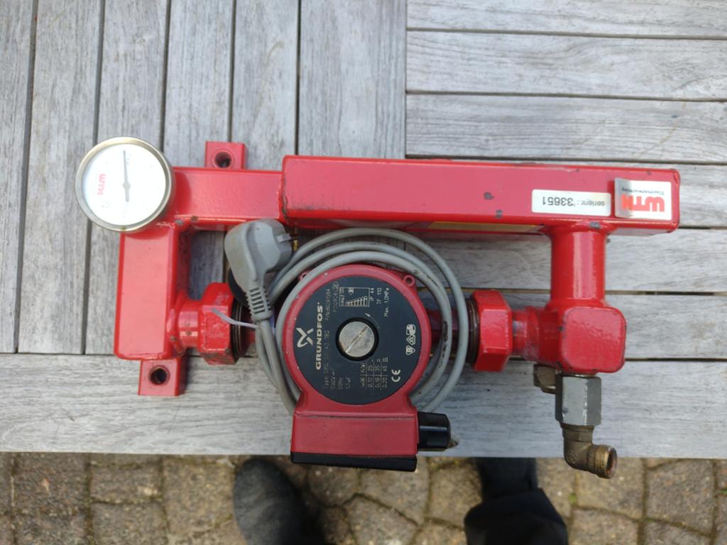 Grundfos circulatiepomp met verdeler, Ophalen of Verzenden, Gebruikt, Overige typen