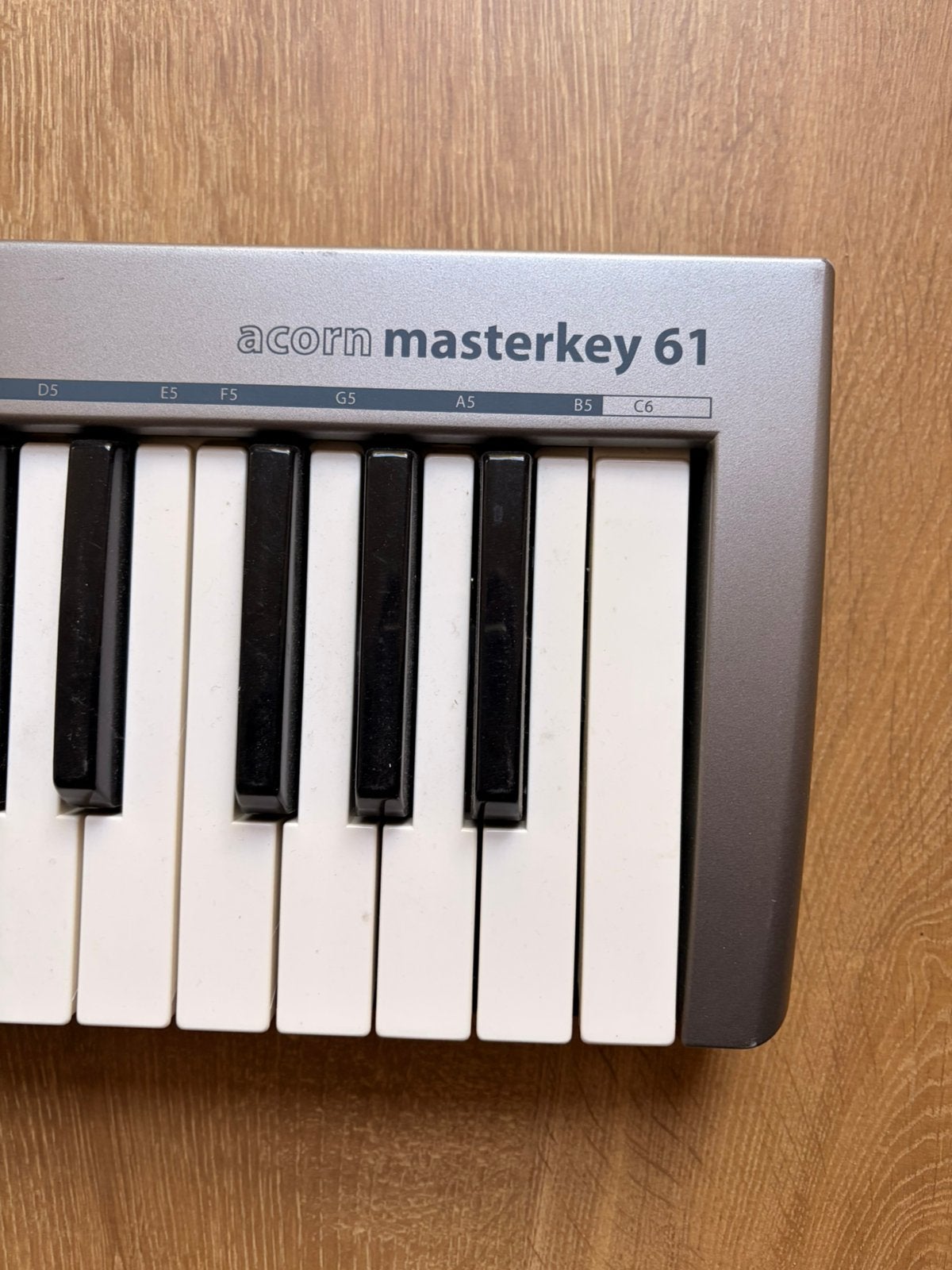 Acorn Masterkey 61 MIDI Keyboard | 61 toetsen | Incl kabel, Ophalen, Zo goed als nieuw