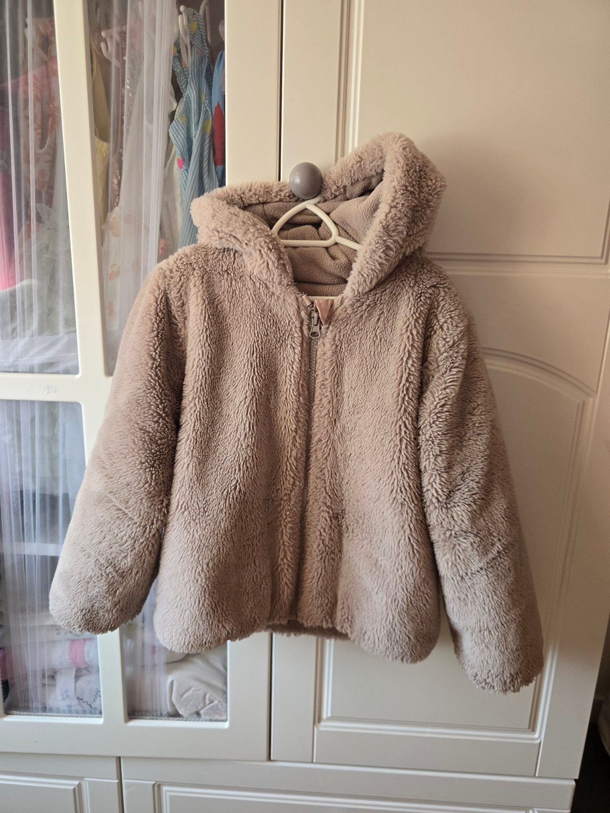 Zachte teddy winterjas voor meisjes 5-6 jaar, Ophalen of Verzenden, Zo goed als nieuw, Onbekend, Meisje