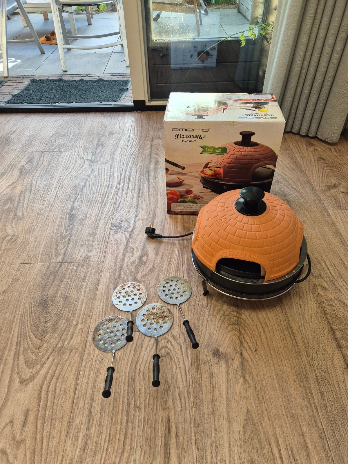 Emerio Pizzarette voor 4 personen - Pizzaoven, Witgoed en Apparatuur, Ovens, Ophalen, Gebruikt