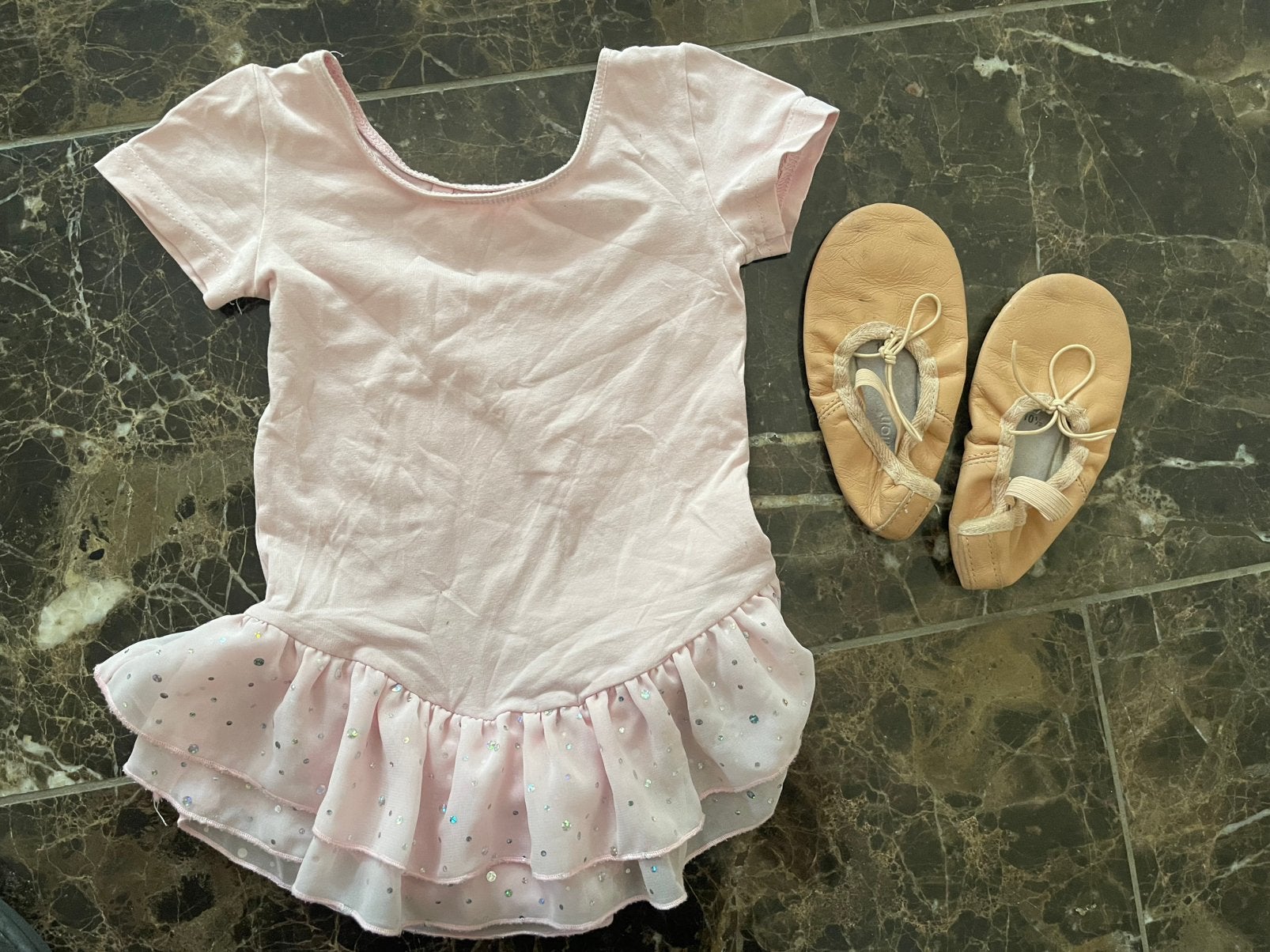 Papillon balletset.balletpakje 6 + leren balletschoenen 10,5, Ophalen of Verzenden, Gebruikt, Kleding