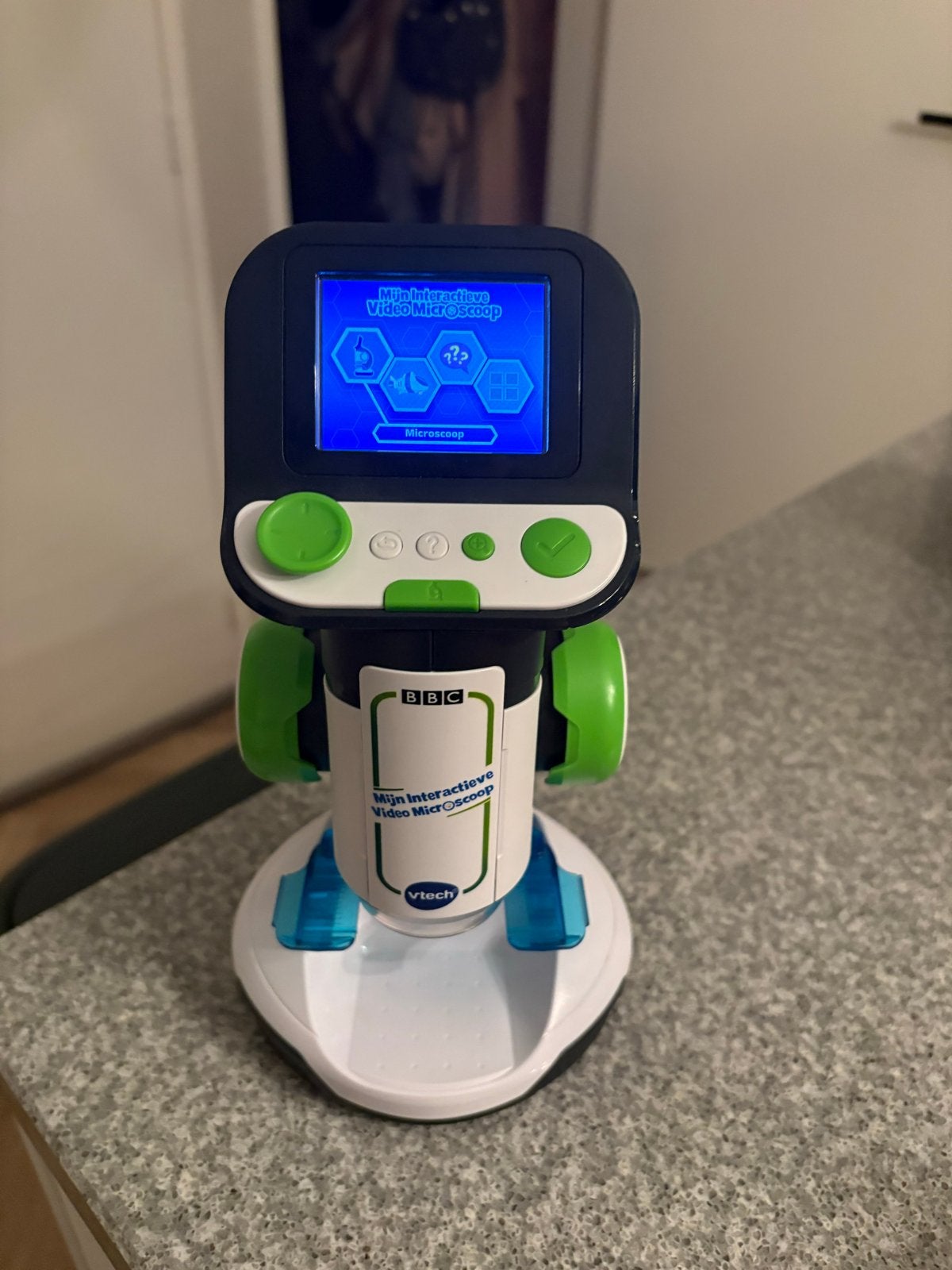 Vtech Mijn Interactieve Video Microscoop met 8 dia's, Ophalen of Verzenden, Zo goed als nieuw, Minder dan 400x