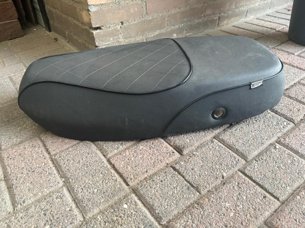 BTC Riva AGM Turbho RL50 GTS Toscana Zadel Buddyseat, Ophalen of Verzenden, Zo goed als nieuw, Zadel, Overige merken