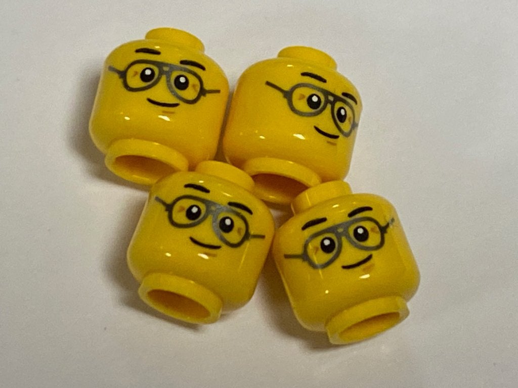Partij Lego 4x nieuwe geel hoofd met zilveren bril, Overige thema's, Lego, Nieuw, Ophalen of Verzenden