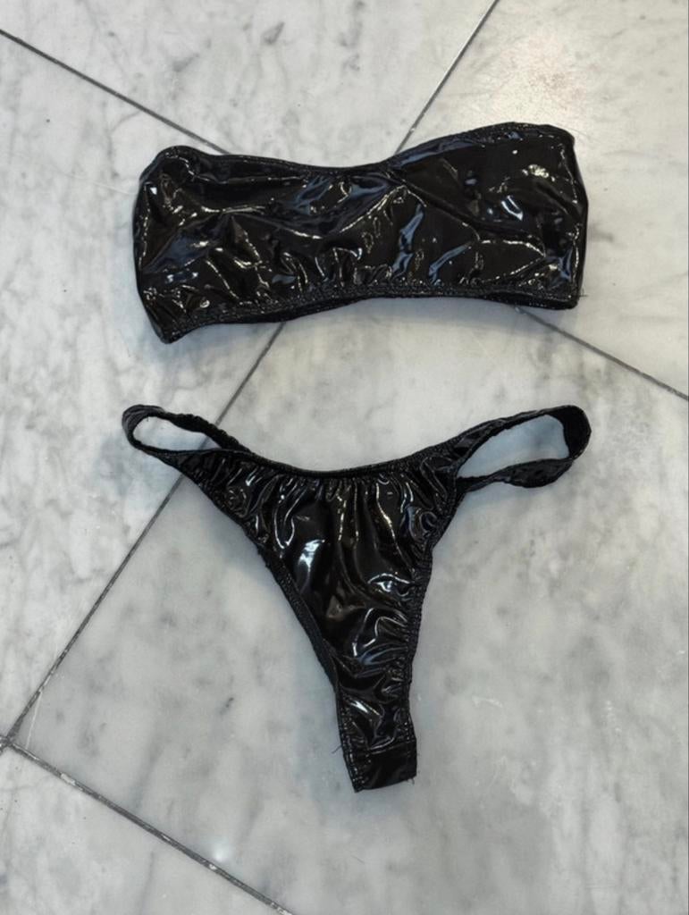 Zwarte Vinyl Micro Bikini Set - Handgemaakt Hollywood, Ophalen of Verzenden, Nieuw, Zwart, Bikini