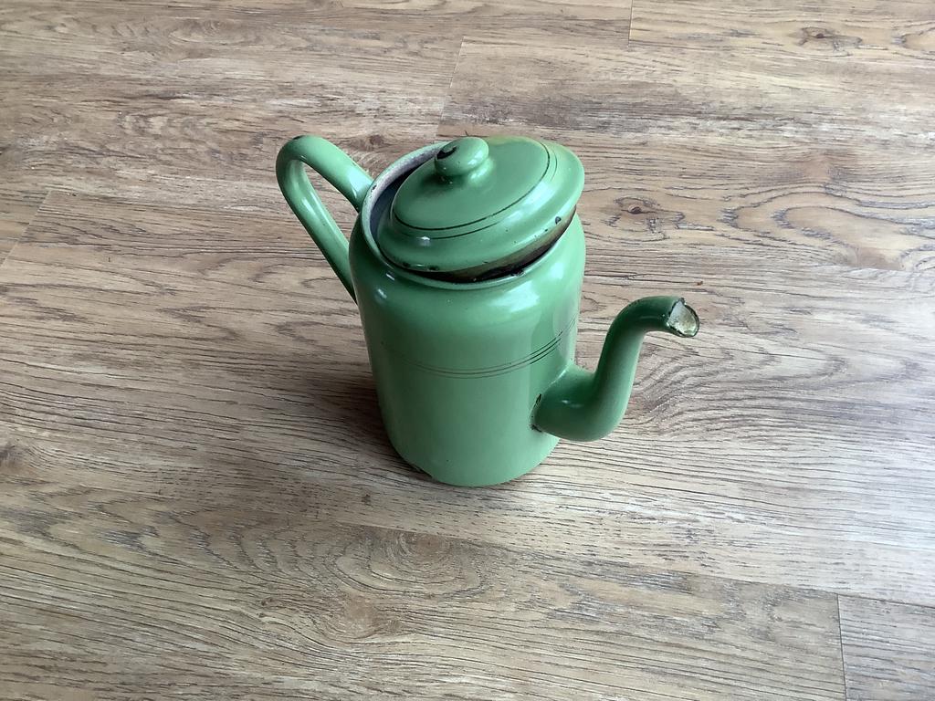 Koffiepotje., Ophalen