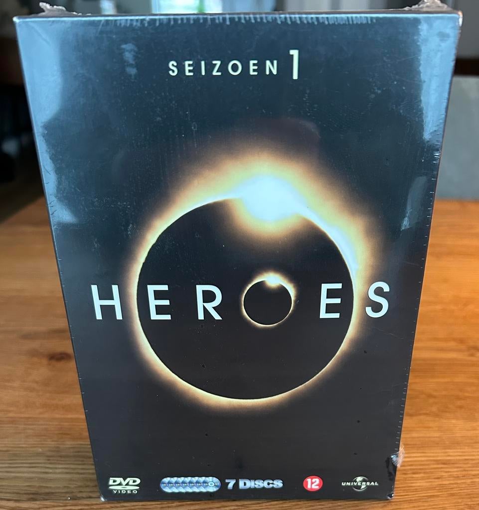 Heroes, seizoen 1, 7 dvd box, nieuw in seal, Cd's en Dvd's, Dvd's | Tv en Series, Boxset, Ophalen of Verzenden, Nieuw in verpakking