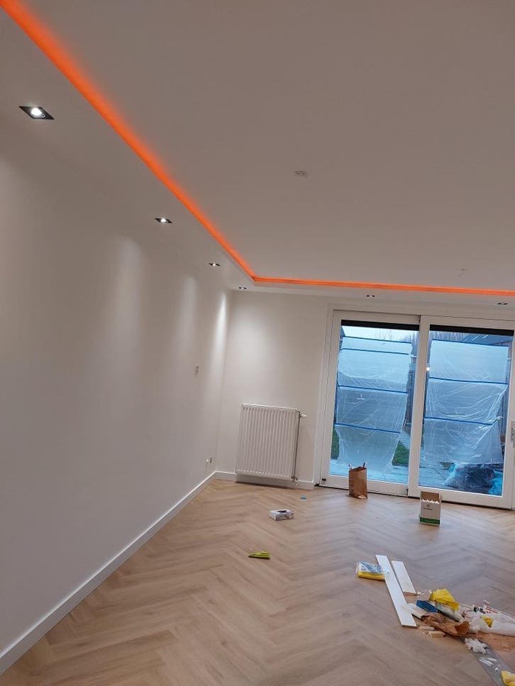 stukadoor tegelzetter schilder latex spuiten Pvc leggen