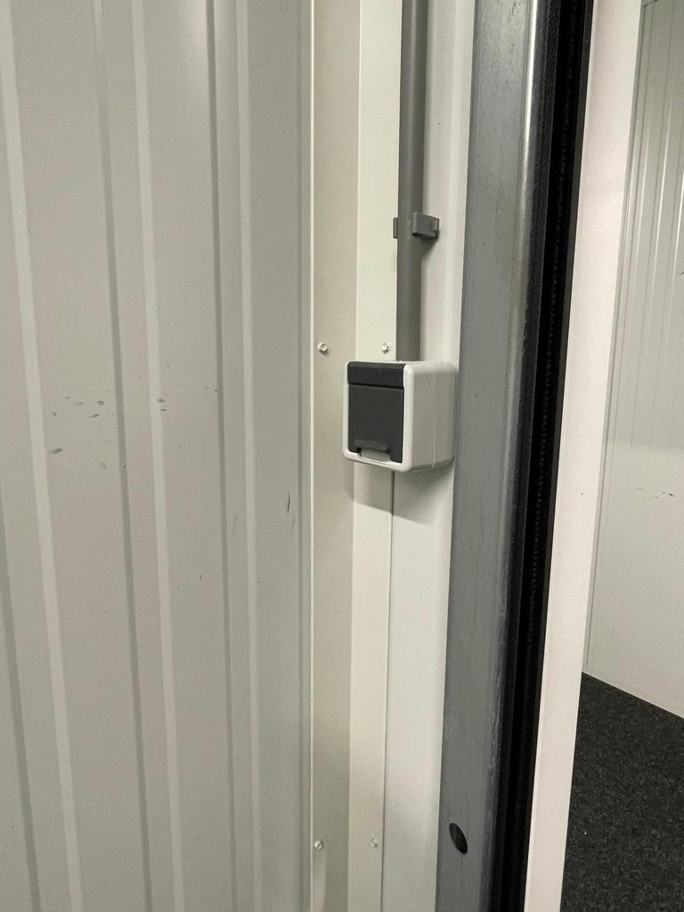 GRATIS Opslagunits bij 010Storage. Incl STROOM. Kvk postbus, Opslag