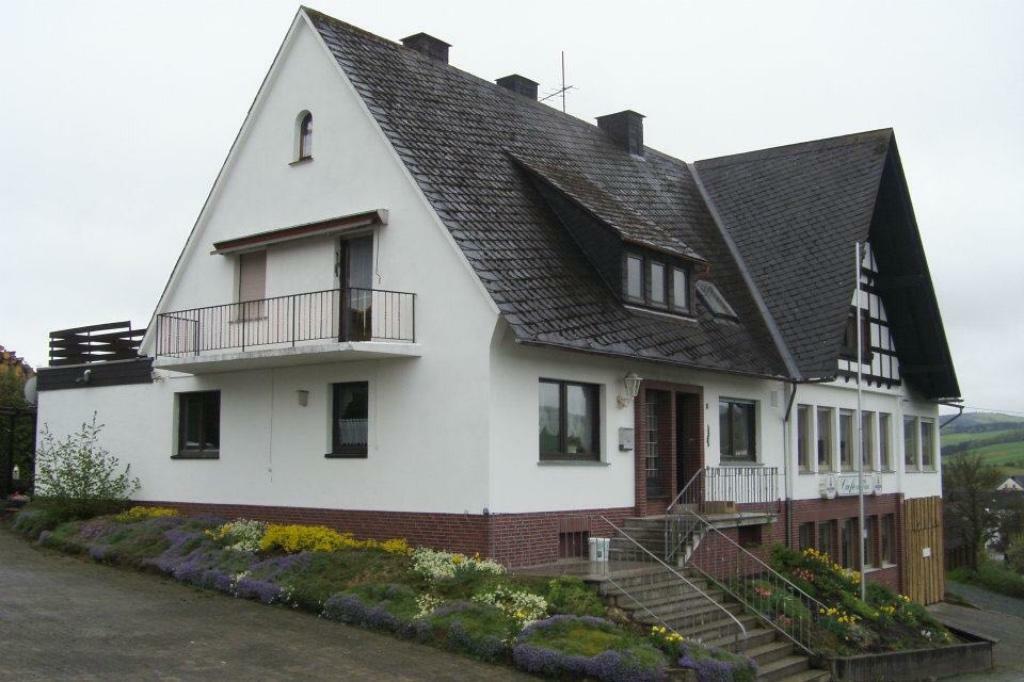 Pension- Gaststätte Hauswohlbehagen (Sauerland), Eigenaar, Open haard, In wintersportgebied, Landelijk