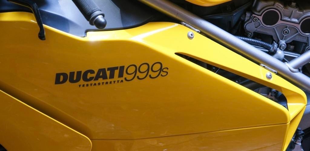Kuip Ducati 999s Geel kleine beschadiging rechts onder, Motoren, Ophalen, Nieuw