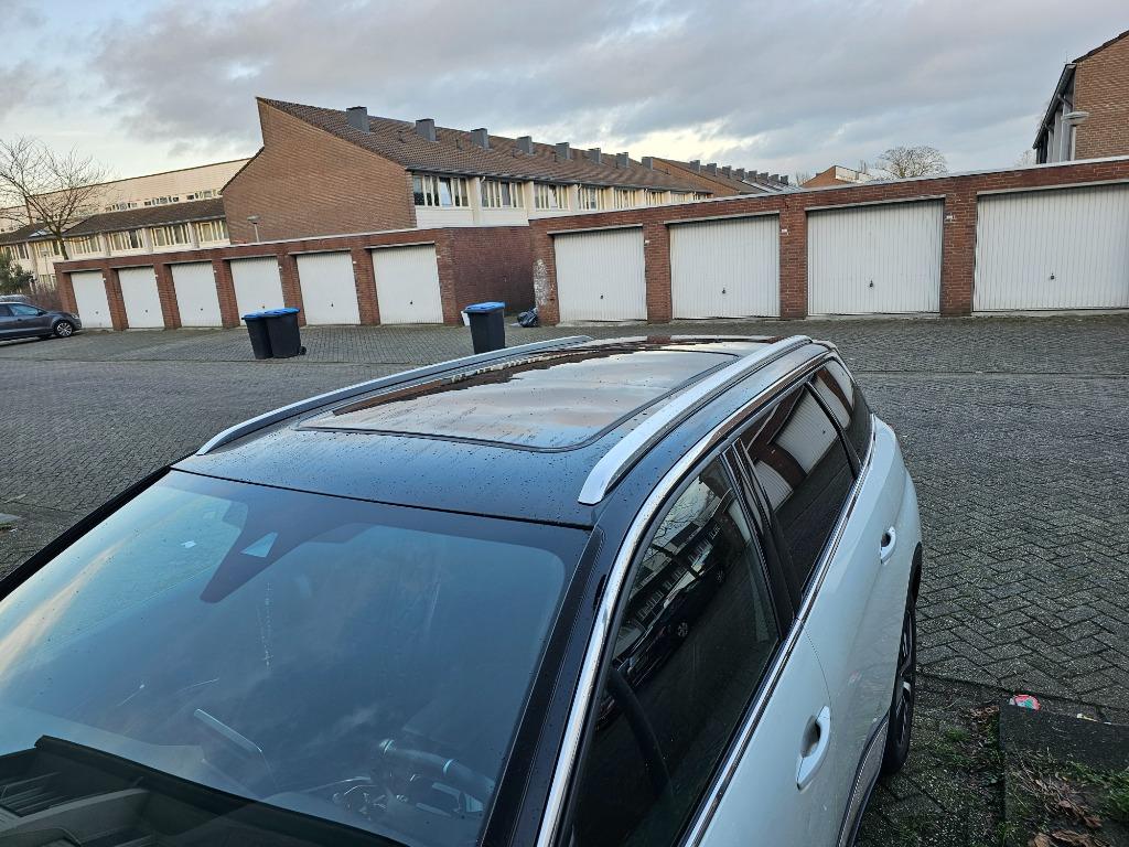 Peugeot 5008 1.6 Puretech 180pk S&S Eat8 2019 Wit, Auto's, Peugeot, 74 €/maand, 4 cilinders, 7 stoelen, Wit
