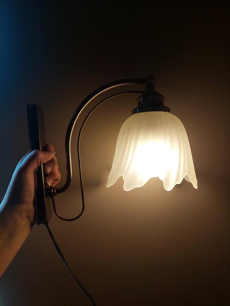 Vintage Wandlamp met Glazen Kap, Ophalen of Verzenden, Gebruikt, Glas, Vintage